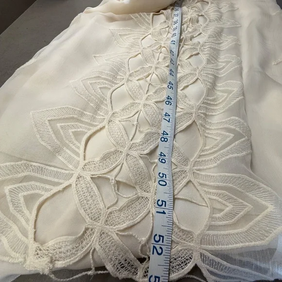 ALEXIS, ivory gown - Picture 8 of 13